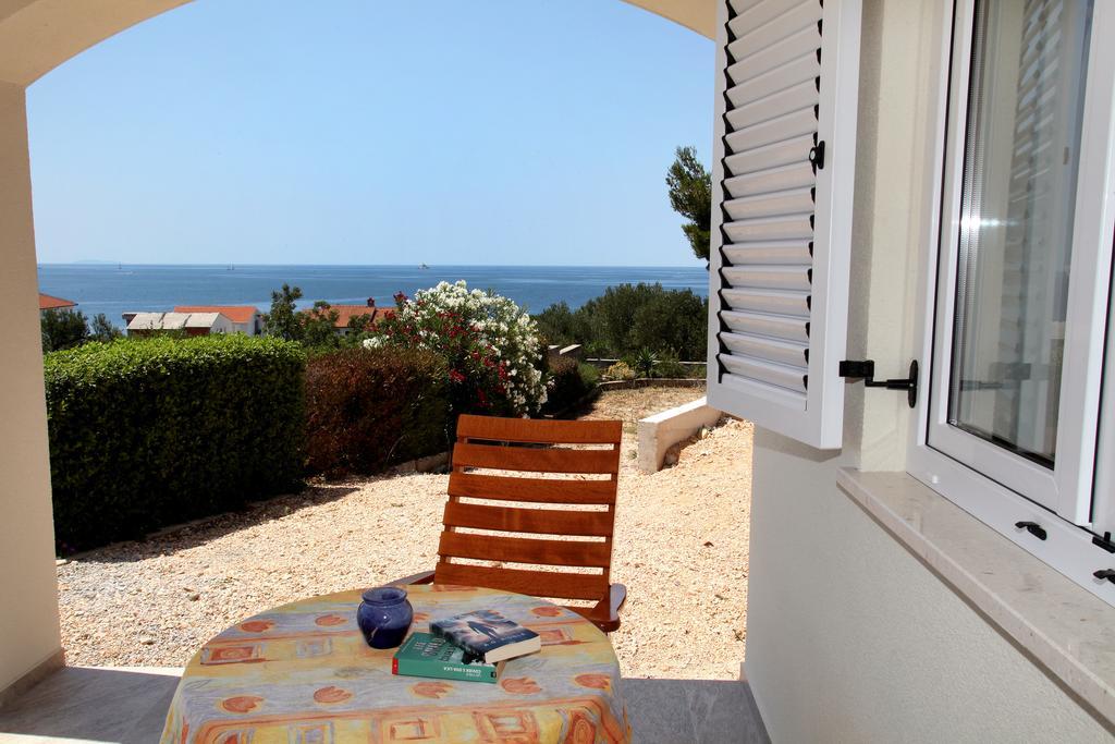 Lanterna Apartment *