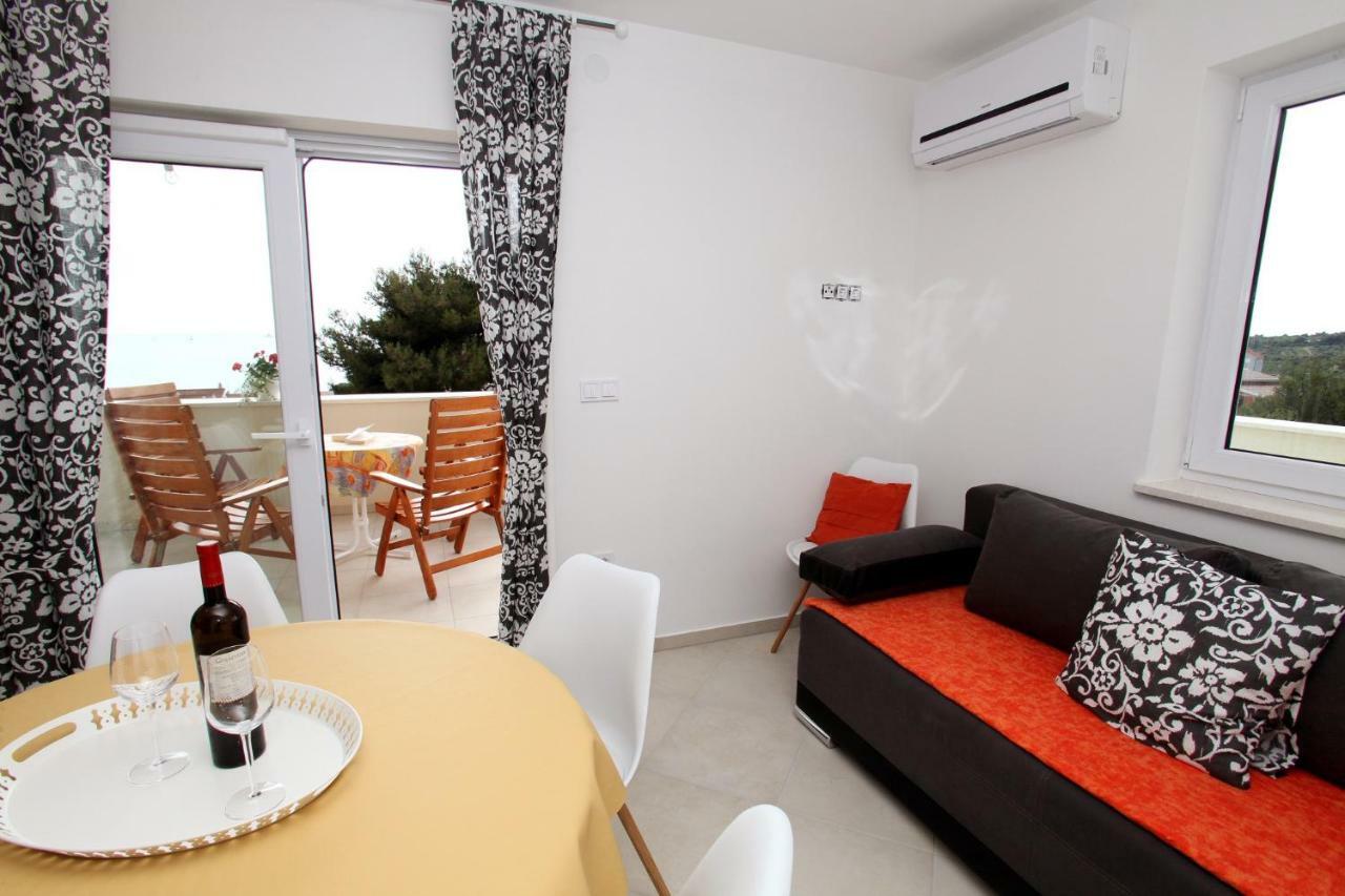 Apartment Lanterna *