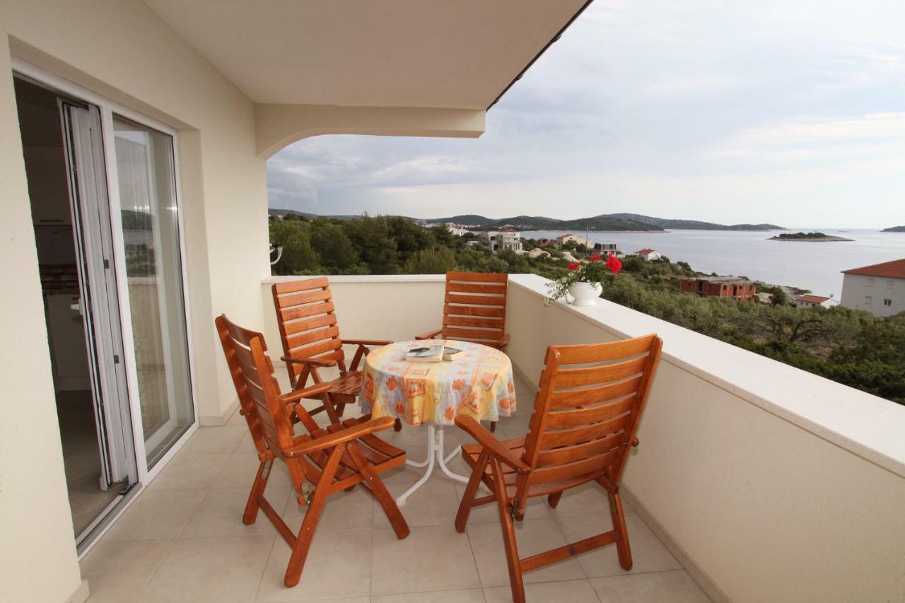 Lanterna Apartment